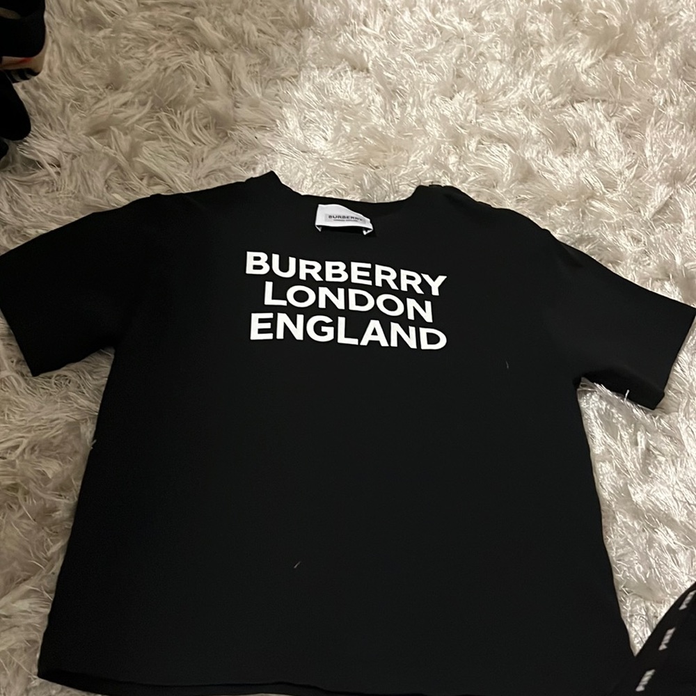 Black toddler Burberry shirt size 2year